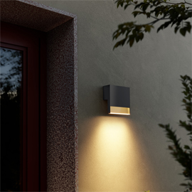 Li.2 Outdoor Wall Light